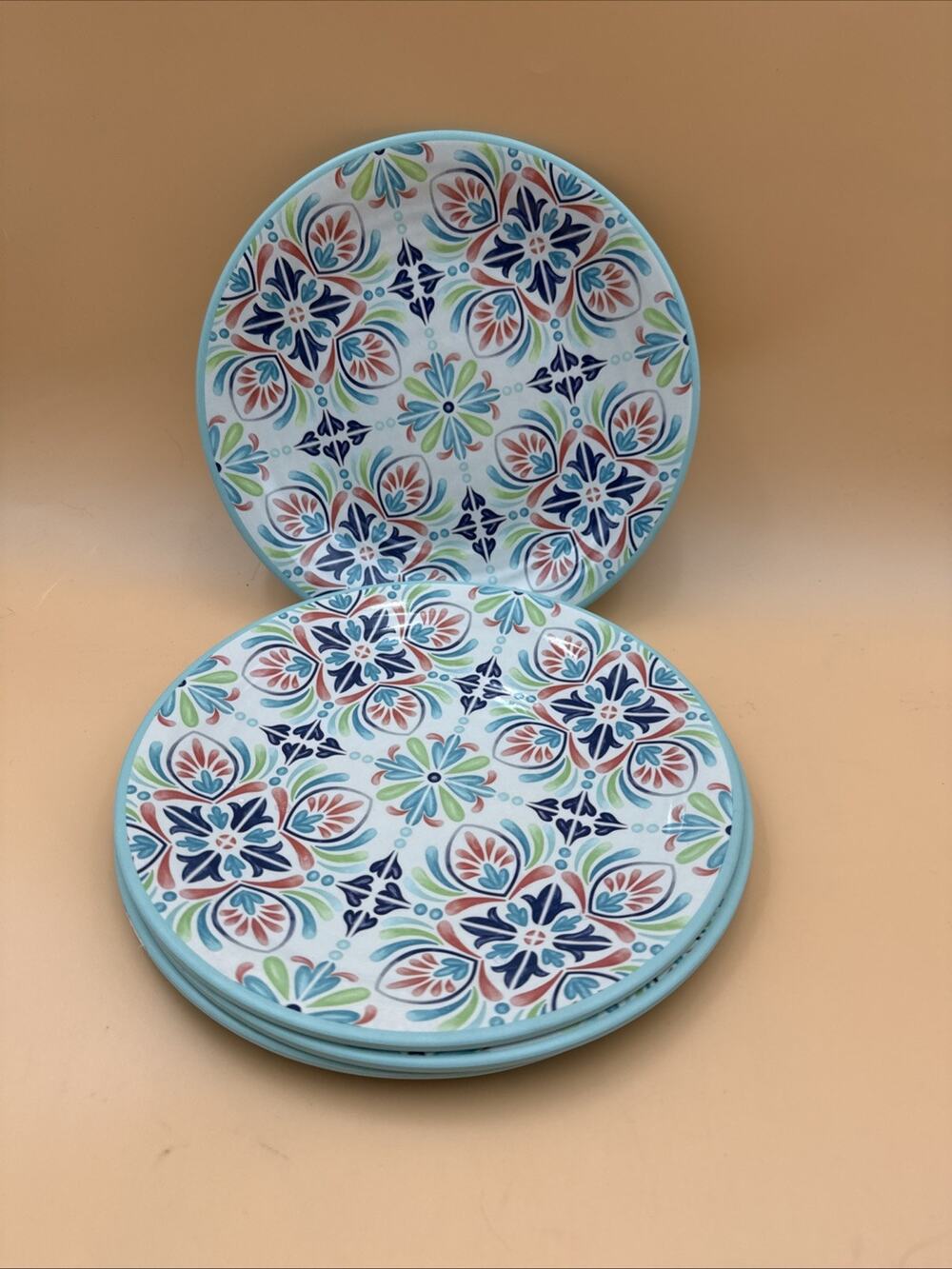 Set of 4 Spanish Style Floral Medallion Melamine Dinner Plates 9”